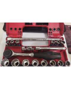 法贡J.360DBOX112，工具套装，全新