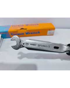 东日SP38NX13 扭力扳手,全新